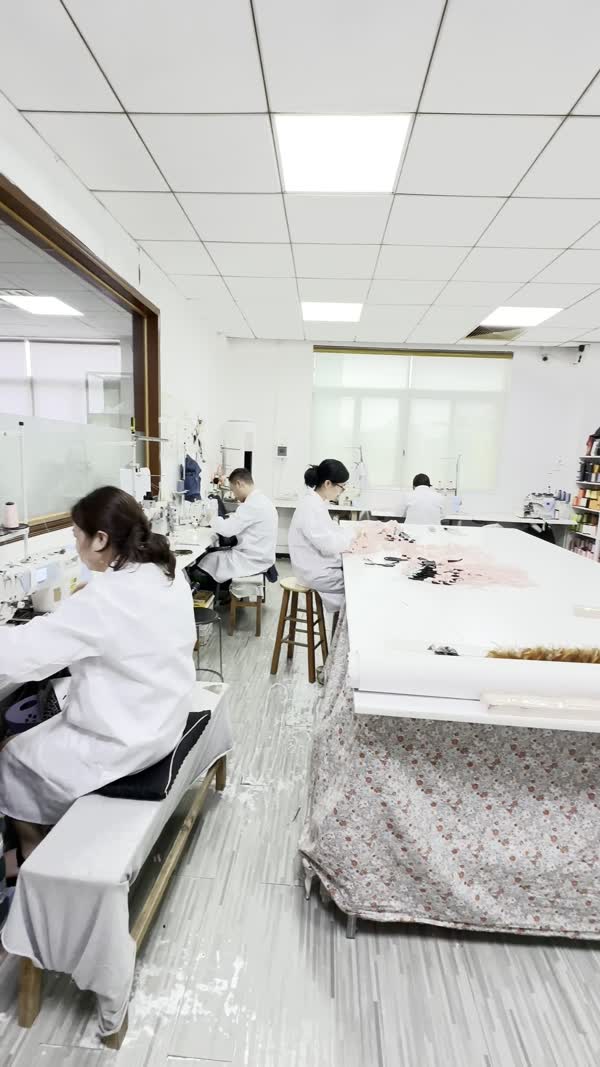 5 Production Mistakes That Kill Small Fashion Brands